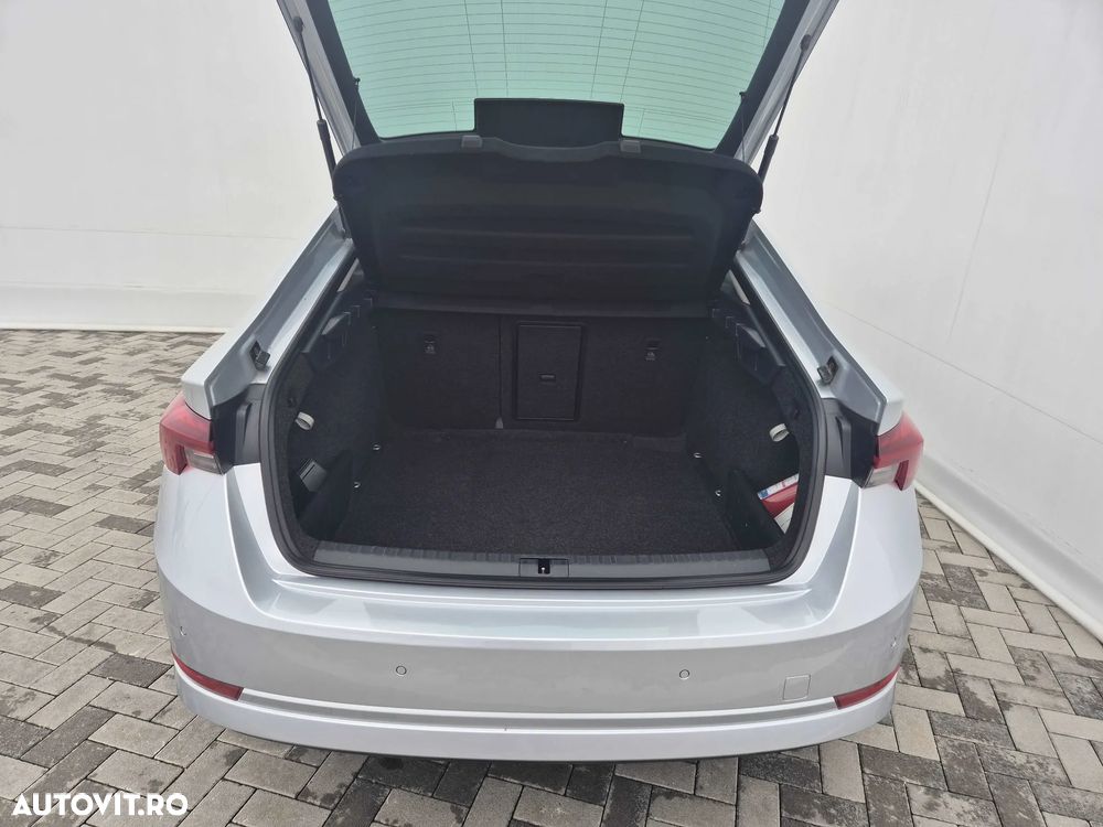Skoda Octavia 2.0 TDI DSG 4X4 Style - 31