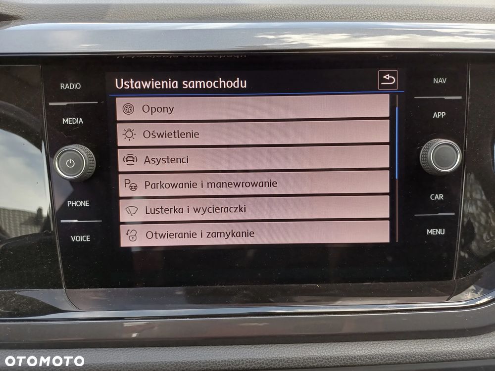 Volkswagen Polo 1.0 IQ.DRIVE - 23