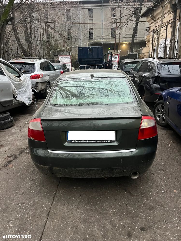 Dezmembrez Audi A4 B6 verde benzina 2001 berlina - 3