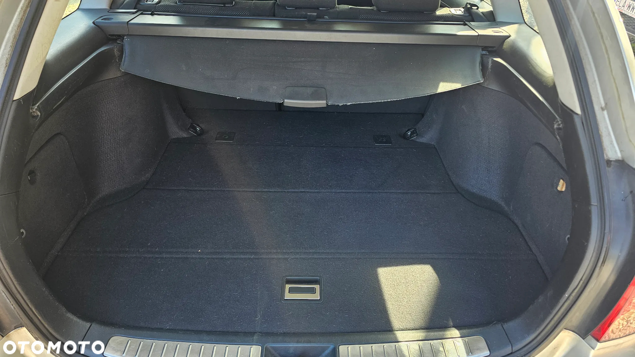 Toyota Avensis 1.8 VVT-i Combi Edition - 16