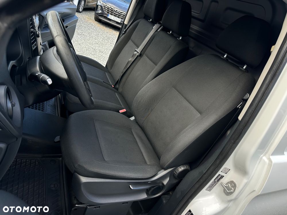 Mercedes-Benz VITO - 21