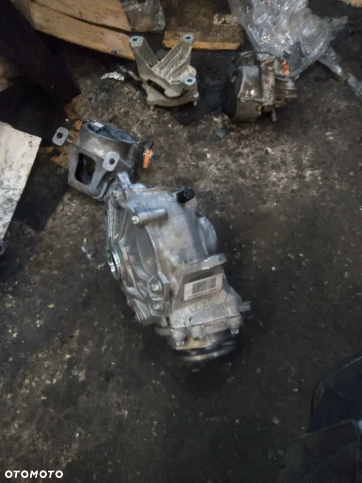 Reduktor dyfer Mercedes S W222 2213308600 - 1