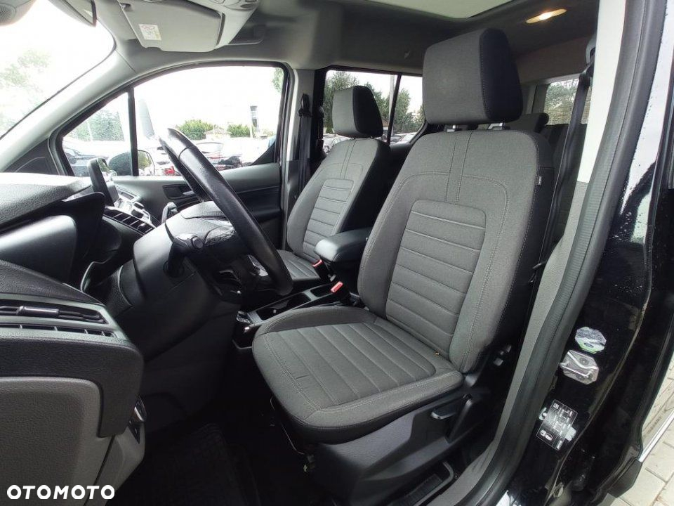 Ford Tourneo Connect - 11