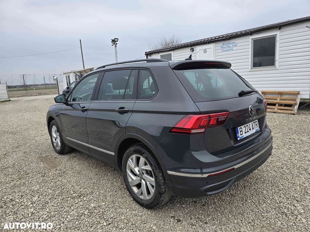 Volkswagen Tiguan - 5