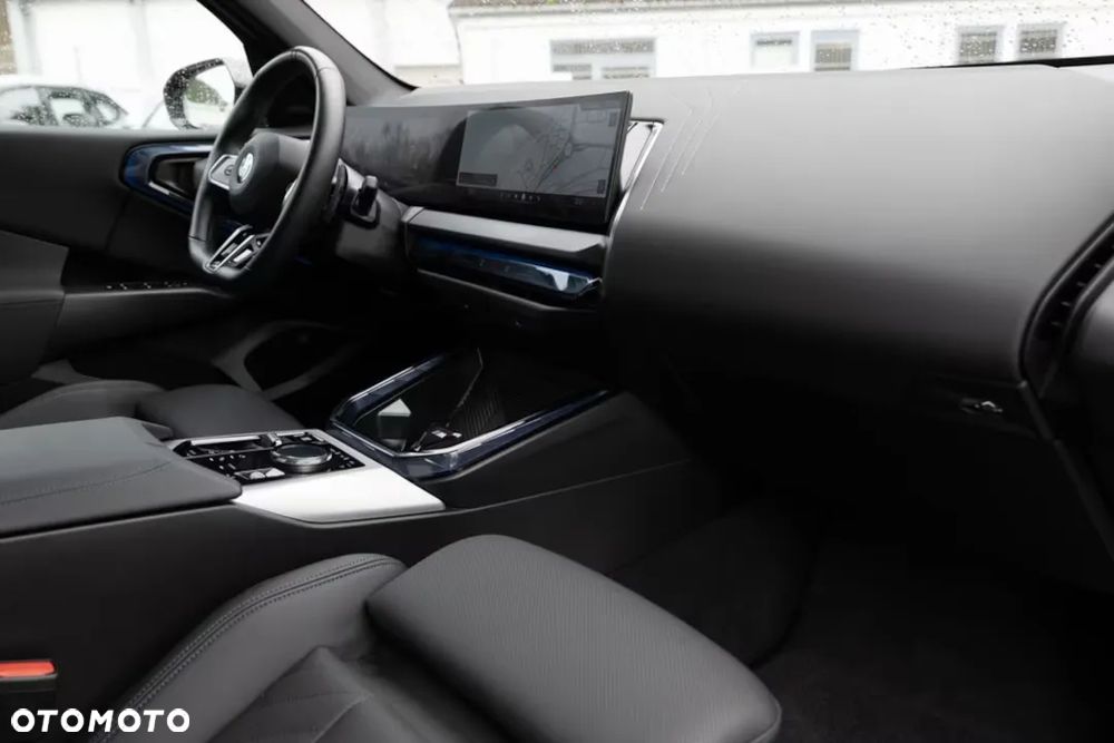 BMW X3 xDrive20 mHEV - 14