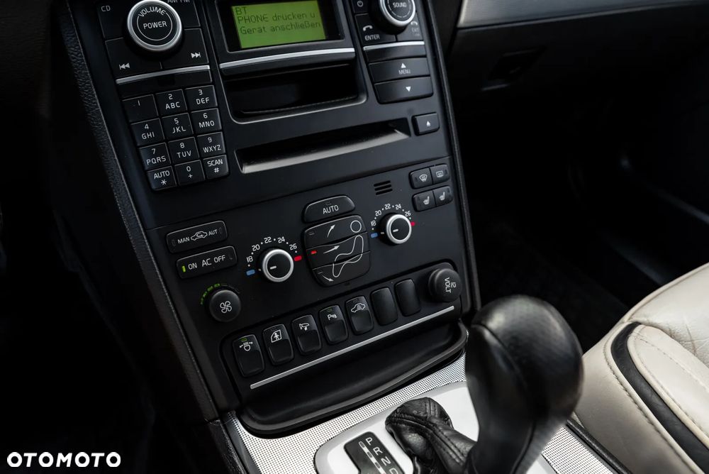 Volvo XC 90 D5 AWD Geartonic RDesign - 35