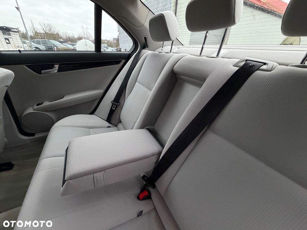 Mercedes-Benz Klasa C - 7