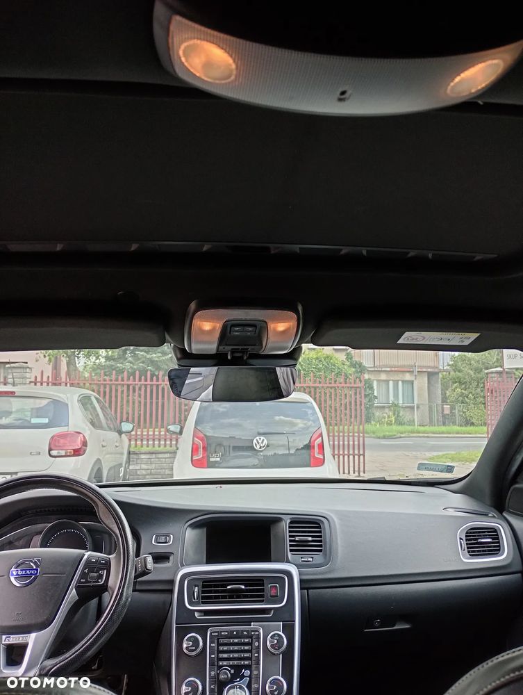 Volvo V60 - 25