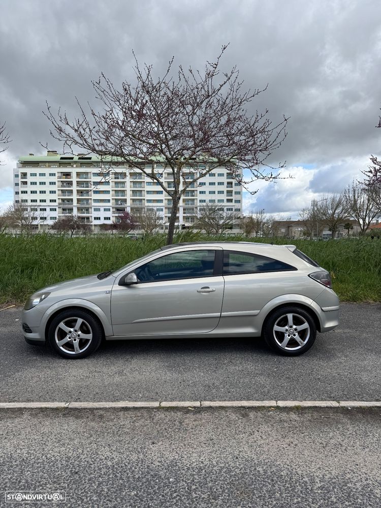 Opel Astra GTC 1.3 CDTI - 1