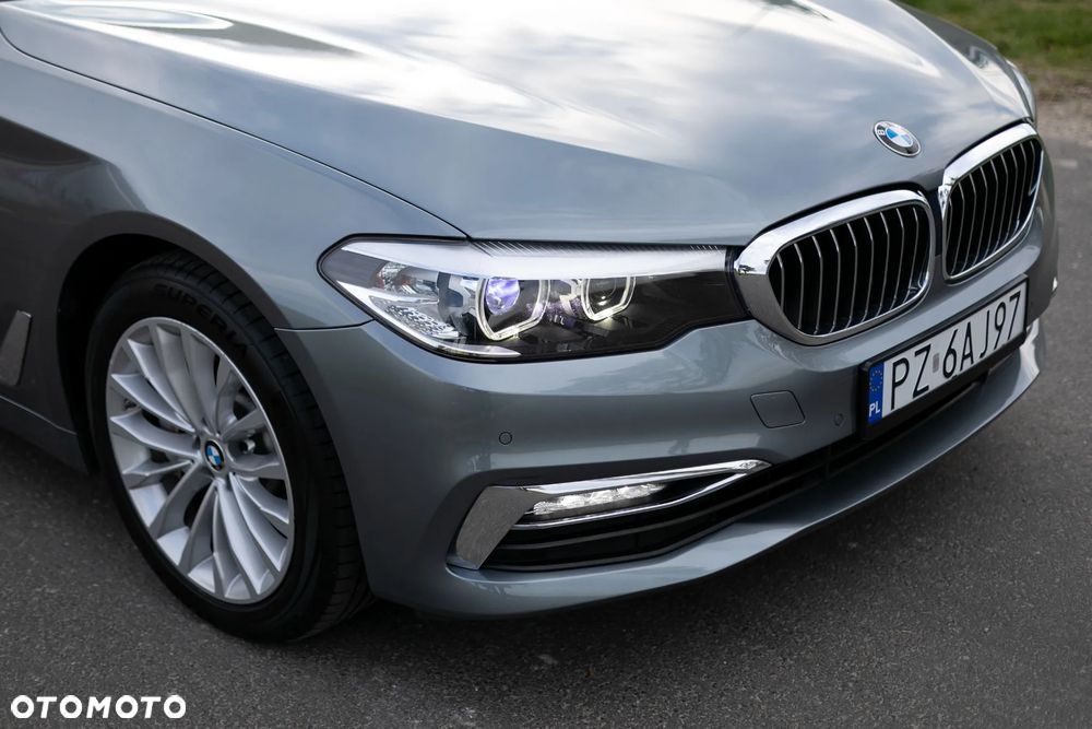BMW Seria 5 530i Luxury Line - 19