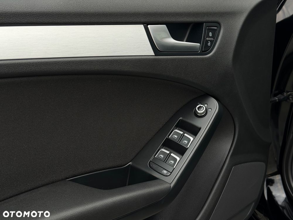 Audi A4 Avant 2.0 TDI Quattro - 26