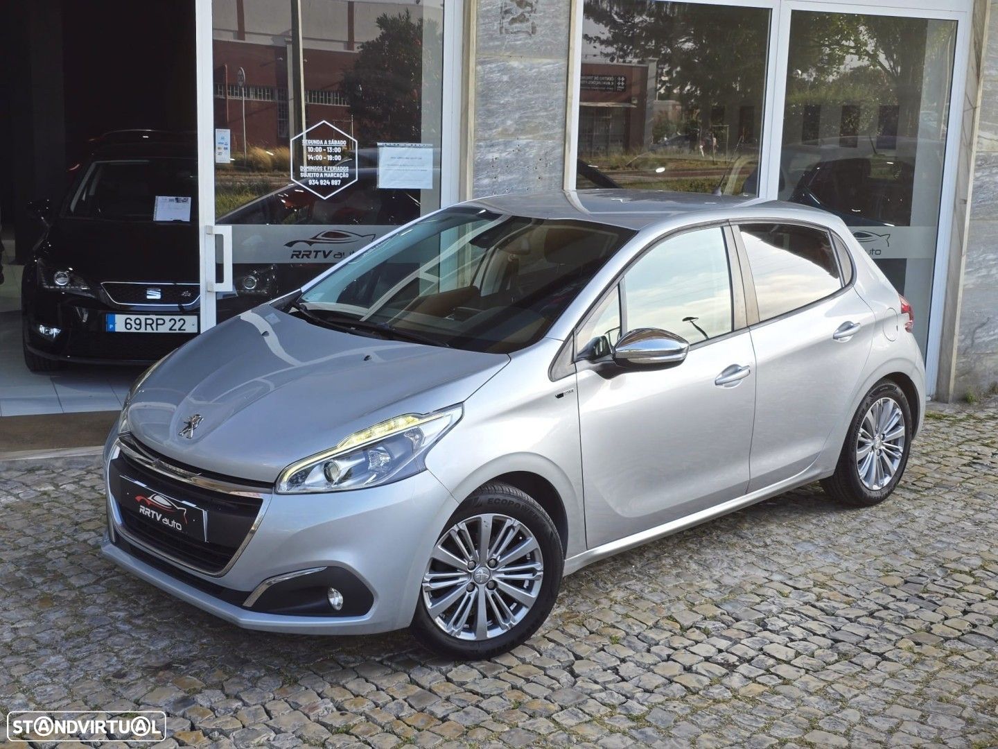 Peugeot 208 1.2 PureTech Style - 1