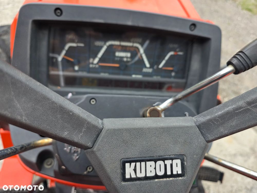 Kubota SUNSHINE L1 435 - 10