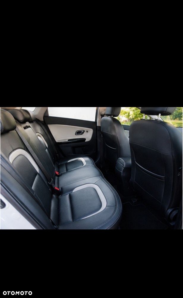 Kia Ceed 1.6 CRDi 128 Dream Team Edition - 8