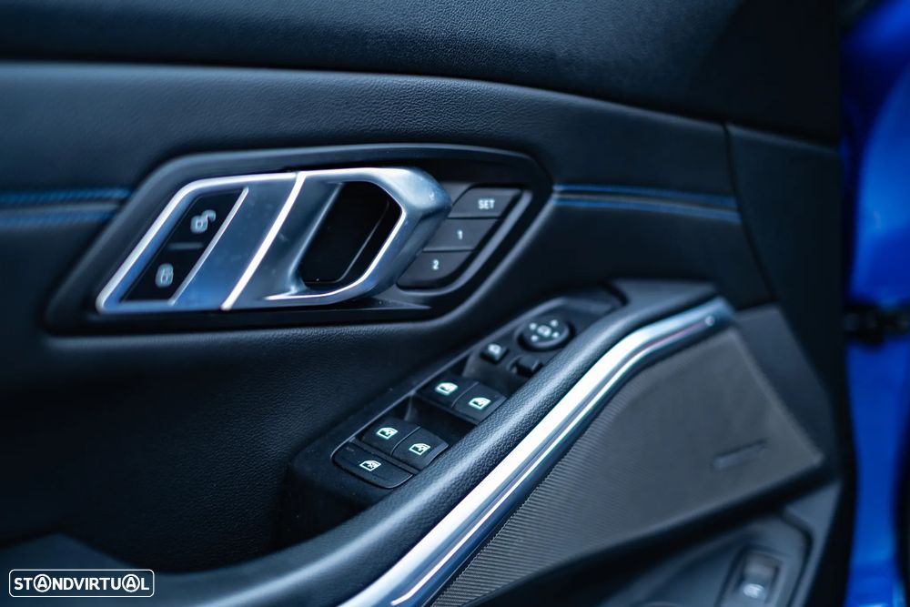 BMW 330 i Pack M Shadow Auto - 37