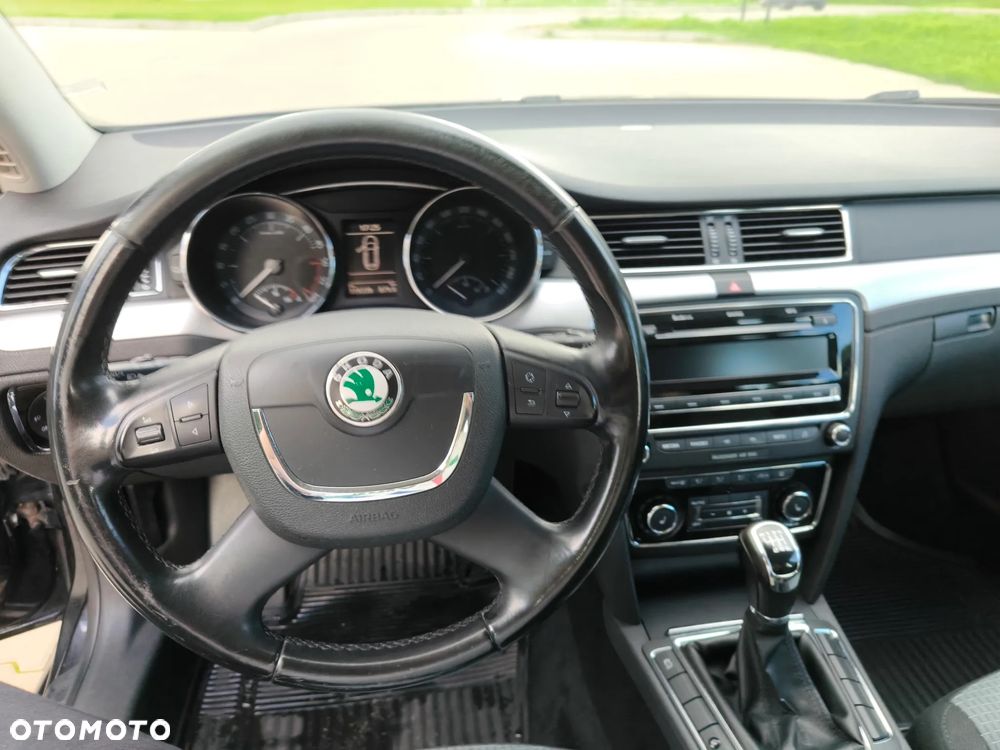 Skoda Superb 2.0 TDI Ambition - 18