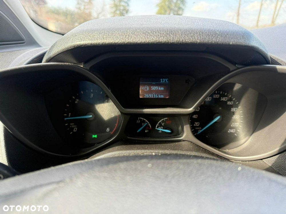 Ford Transit Connect - 13