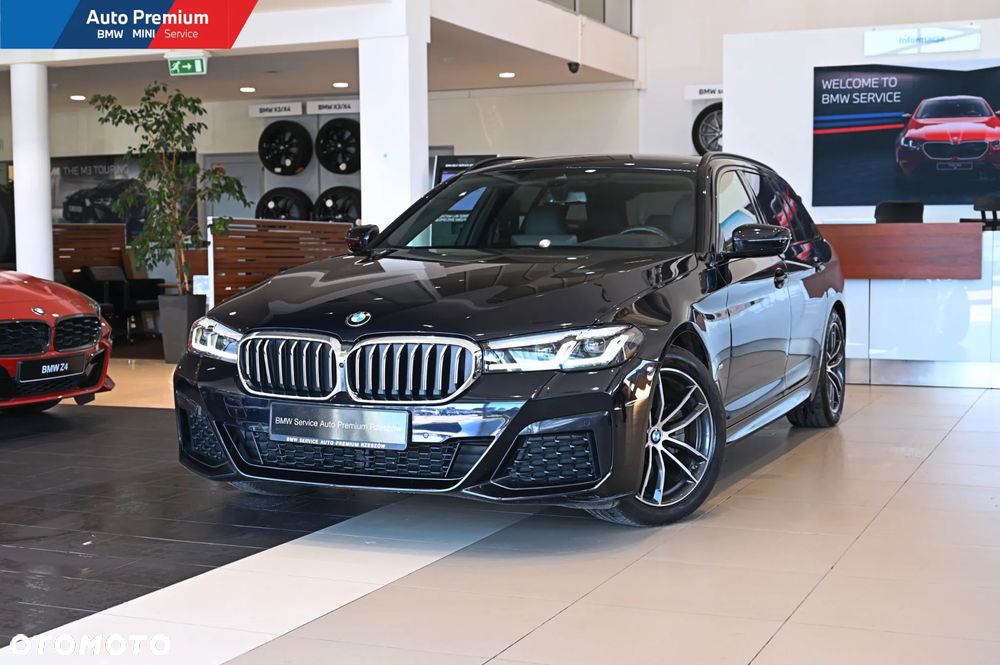 BMW Seria 5 520d xDrive mHEV sport - 4