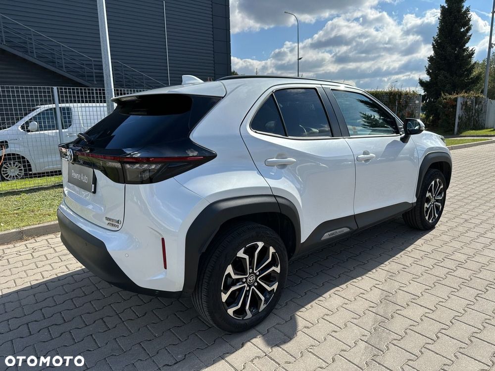 Toyota Yaris Cross Hybrid 1.5 Comfort 4x4 - 26