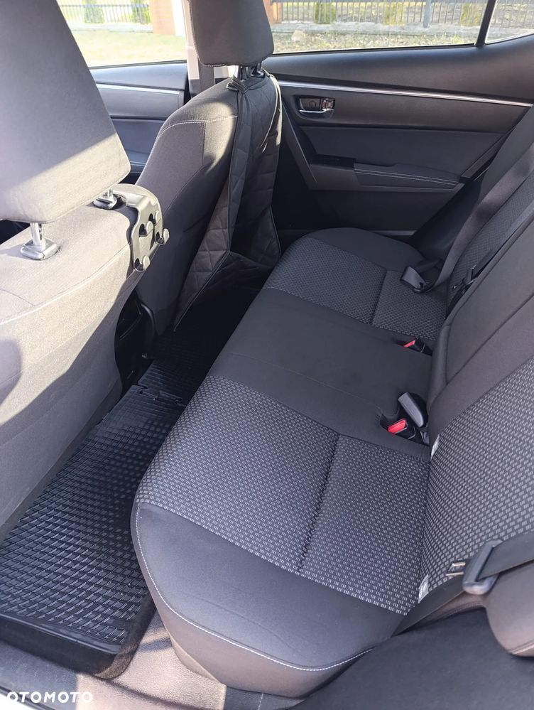 Toyota Corolla 1.6 Premium - 13