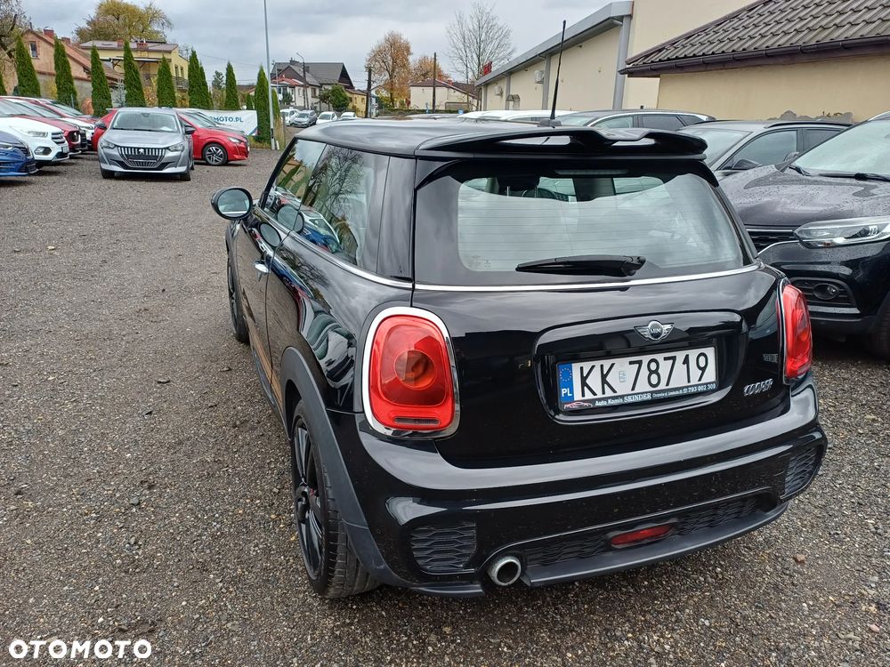 MINI Cooper John Works Trim - 4