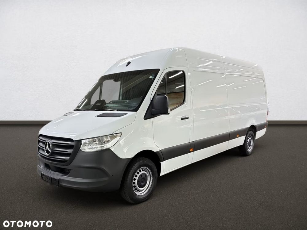 Mercedes-Benz Sprinter - 16