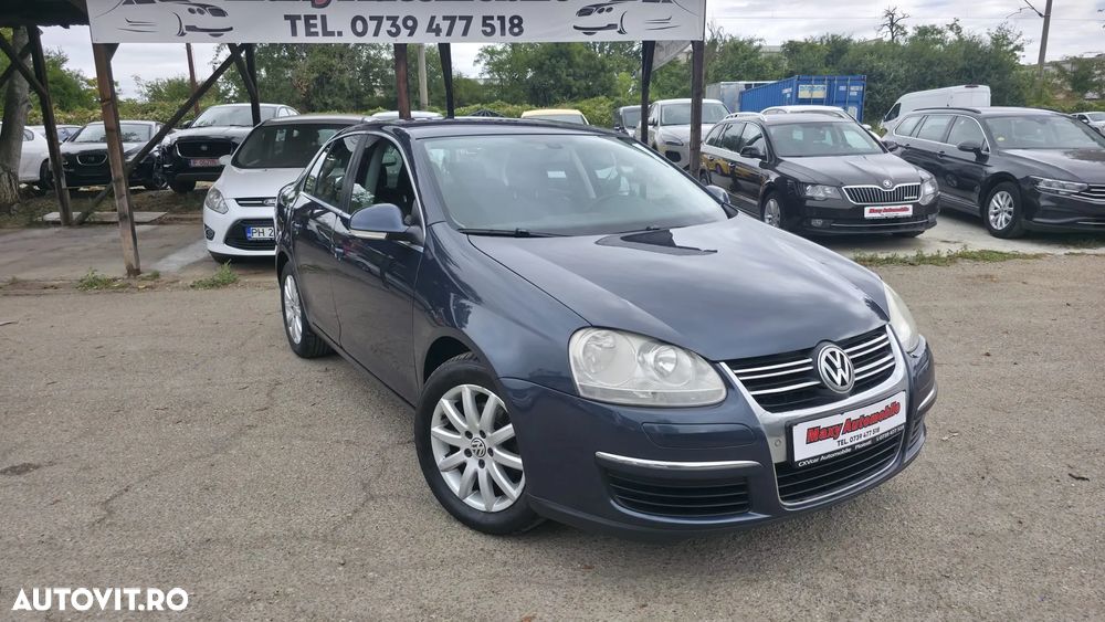 Volkswagen Jetta - 2