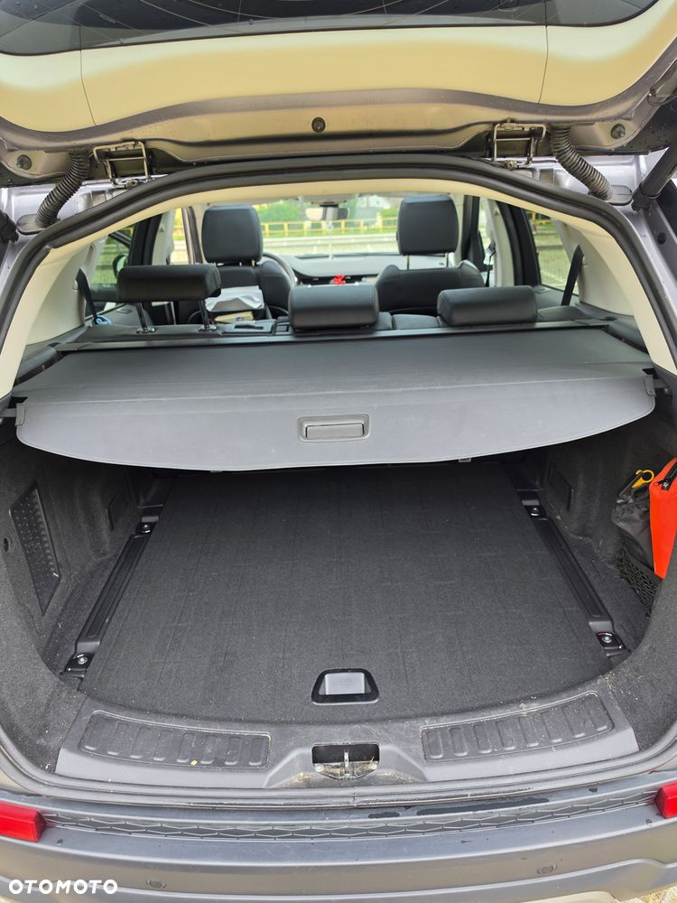 Land Rover Discovery Sport 2.0 P200 mHEV SE - 20