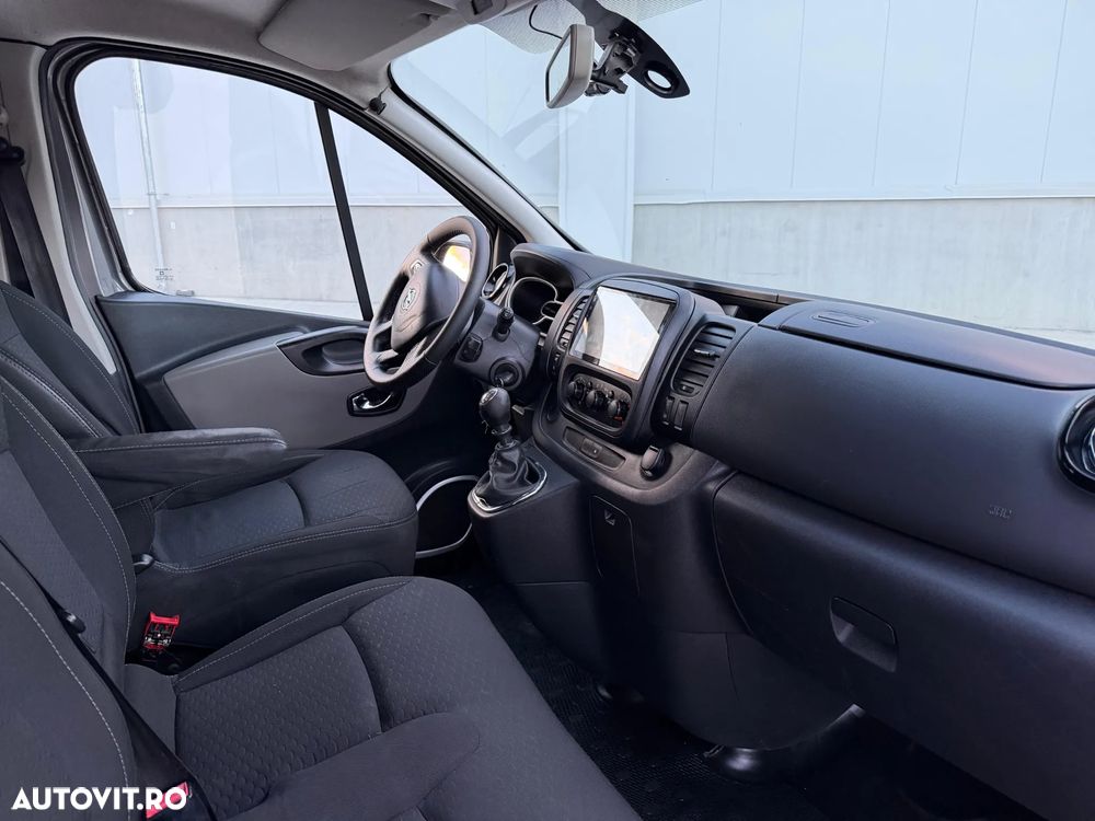 Opel Vivaro - 6