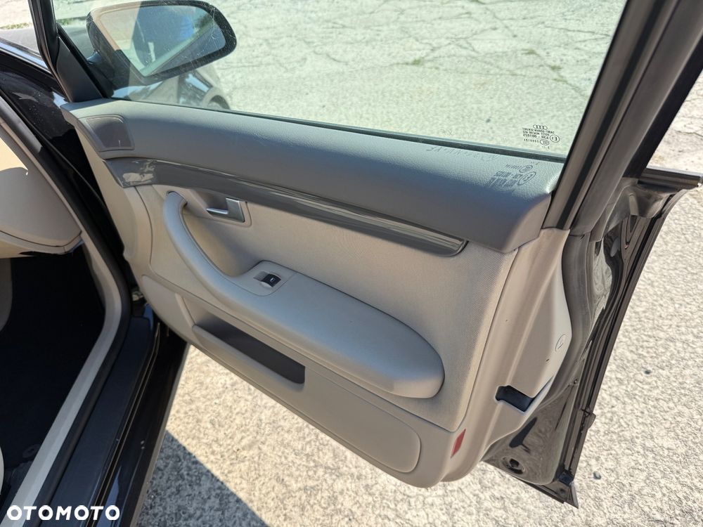 Audi A4 Avant 2 - 8