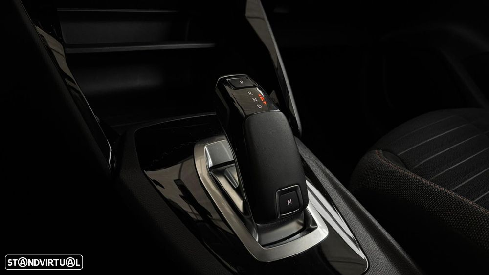 Peugeot 208 PureTech 100 EAT8 Active Pack - 23