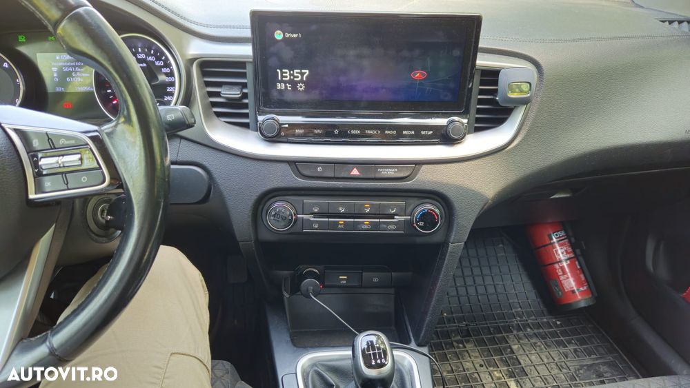 KIA Ceed 2020 — imagine 10