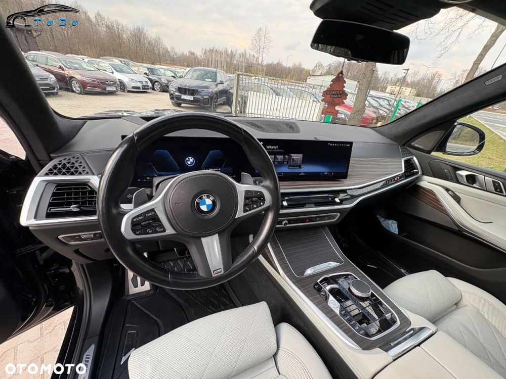 BMW X7 xDrive40i mHEV Individual Edition sport - 24