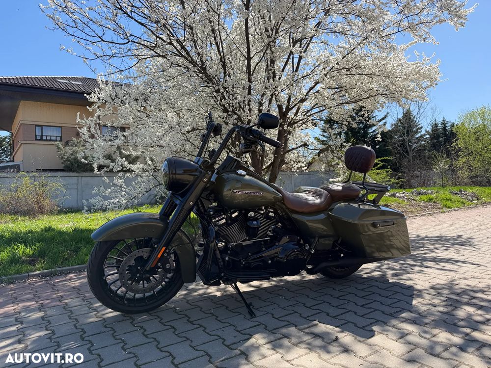 Harley-Davidson Road King Special - 5