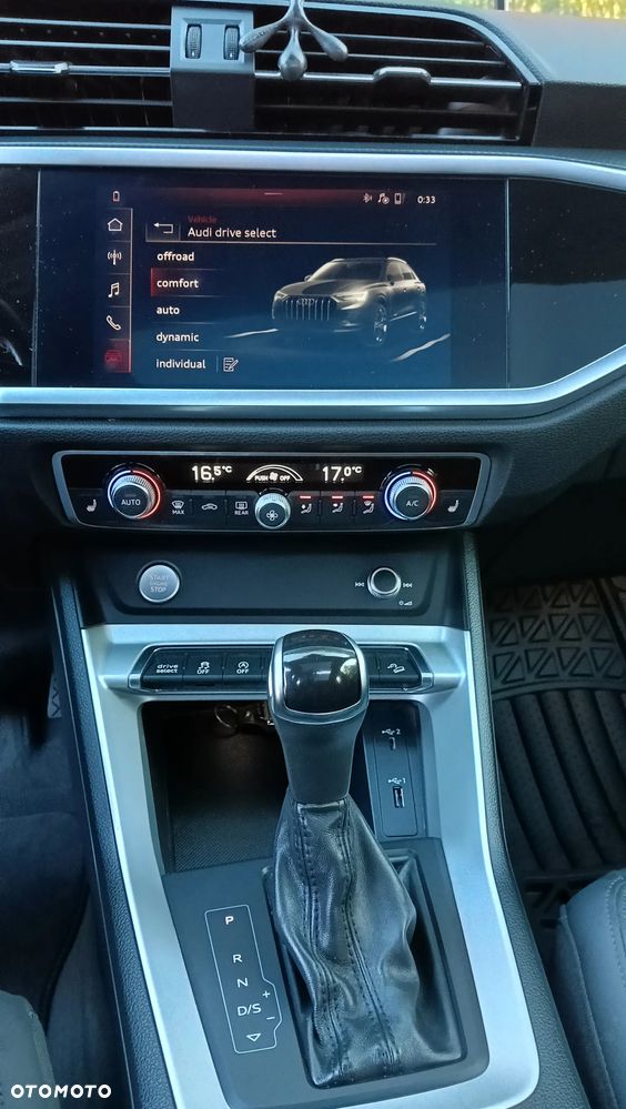 Audi Q3 45 TFSI Quattro S tronic S line - 16