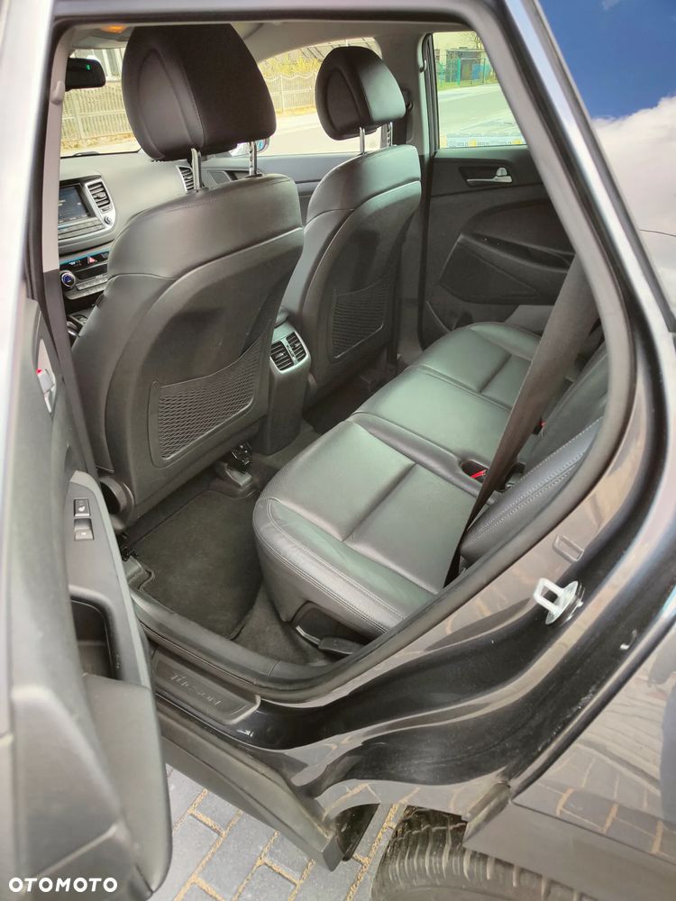 Hyundai Tucson blue 1.6 GDi 2WD Passion - 13