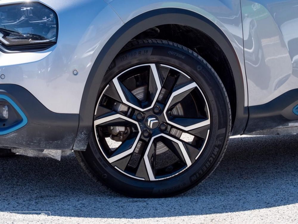 Citroën e-C4 50 kWh Shine - 3