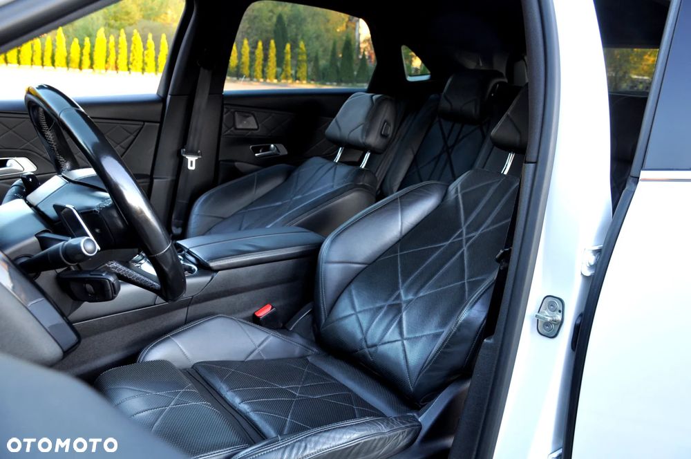 DS Automobiles DS 7 Crossback 2.0 BlueHDi Performance Line + - 29