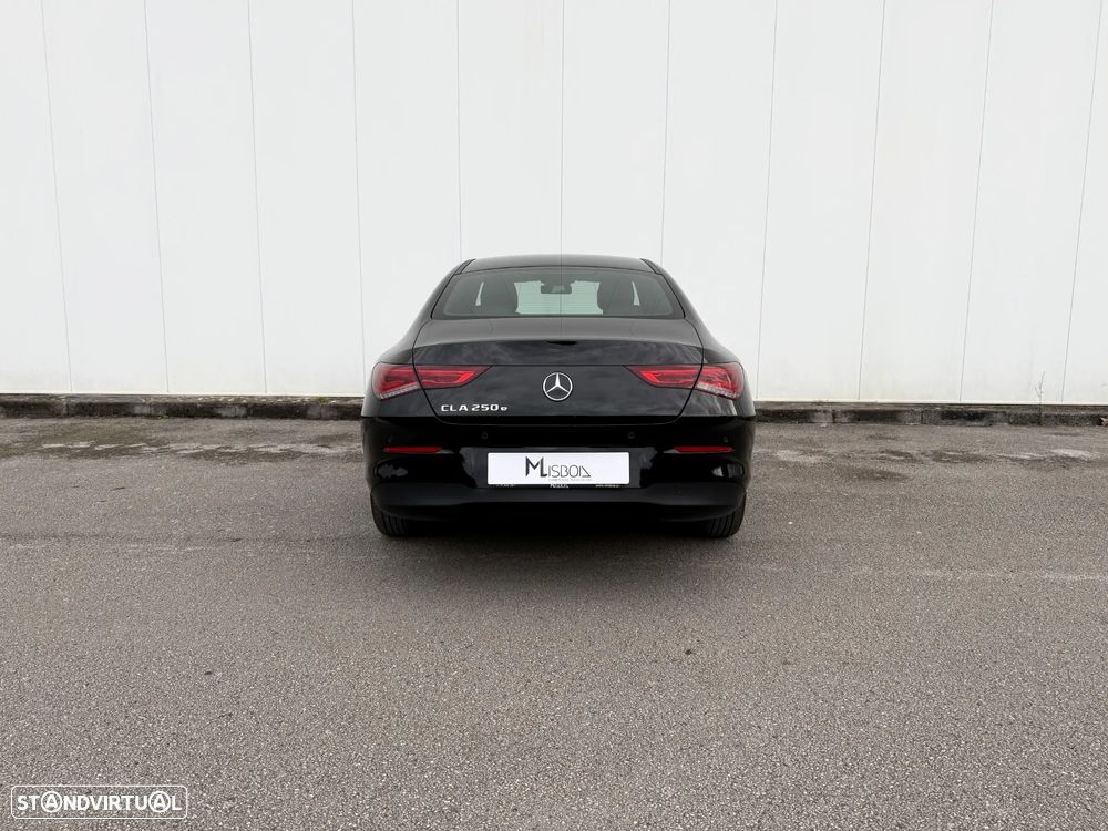 Mercedes-Benz CLA 250 e Progressive - 4