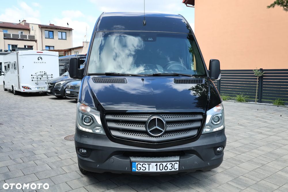 Mercedes-Benz Sprinter - 11