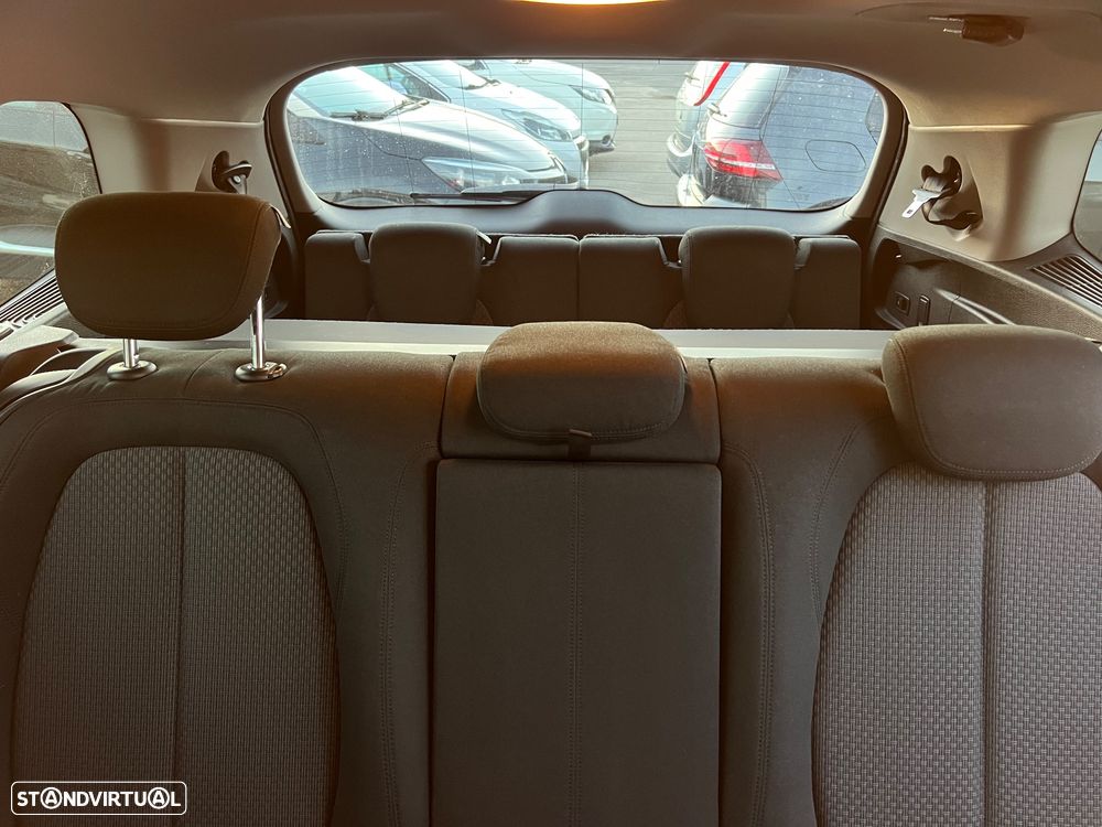 BMW 216 Gran Tourer d 7L Advantage - 24