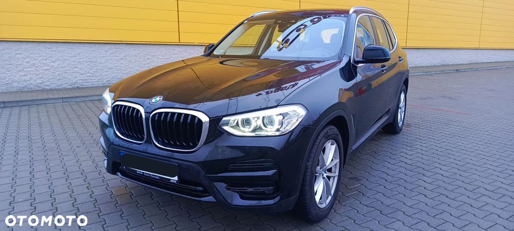 BMW X3 sDrive18d - 22