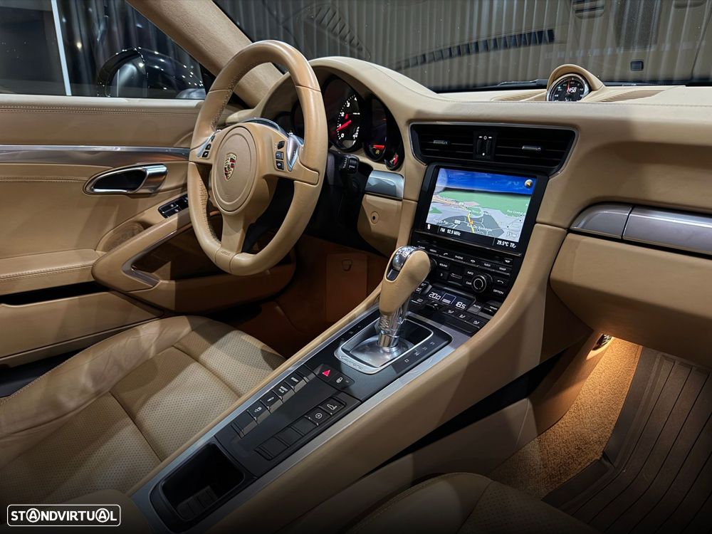 Porsche 911 (991) Carrera 2 PDK - 34