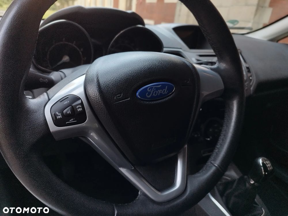 Ford Fiesta 1.0 SYNC Edition - 17