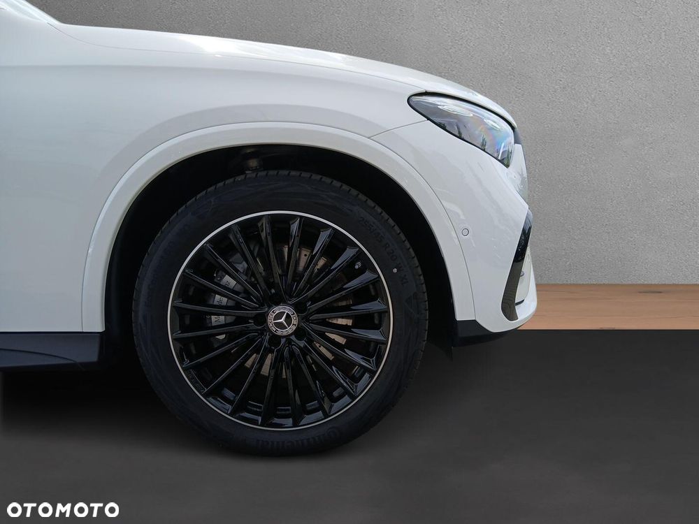 Mercedes-Benz GLC 300 mHEV 4-Matic AMG Line - 16