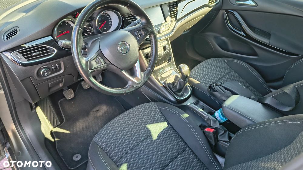 Opel Astra 2018 photo 5