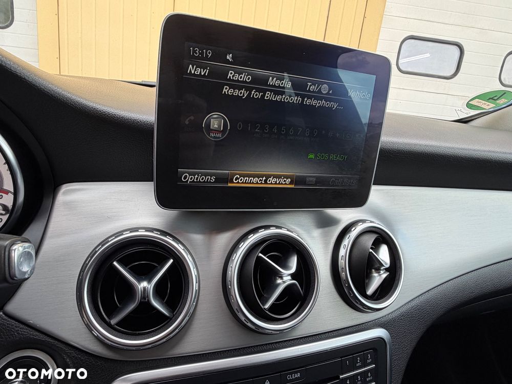 Mercedes-Benz GLA 250 7G-DCT SCORE - 16