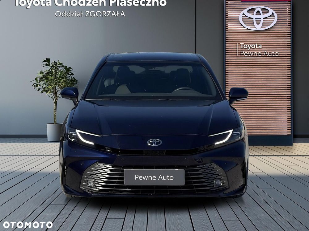 Toyota Camry - 9