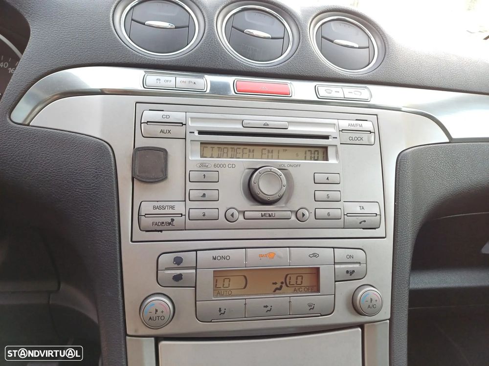 Ford S-Max 2.0 TDCi Titanium 7L - 10