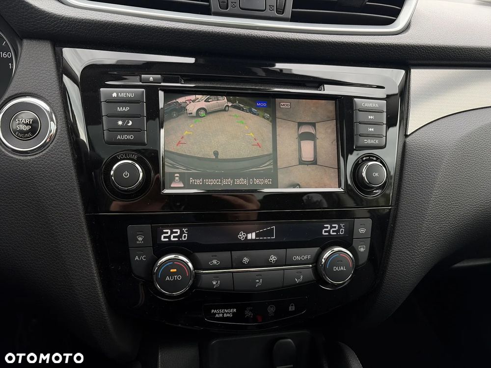 Nissan Qashqai 1.3 DIG-T N-Connecta DCT - 22